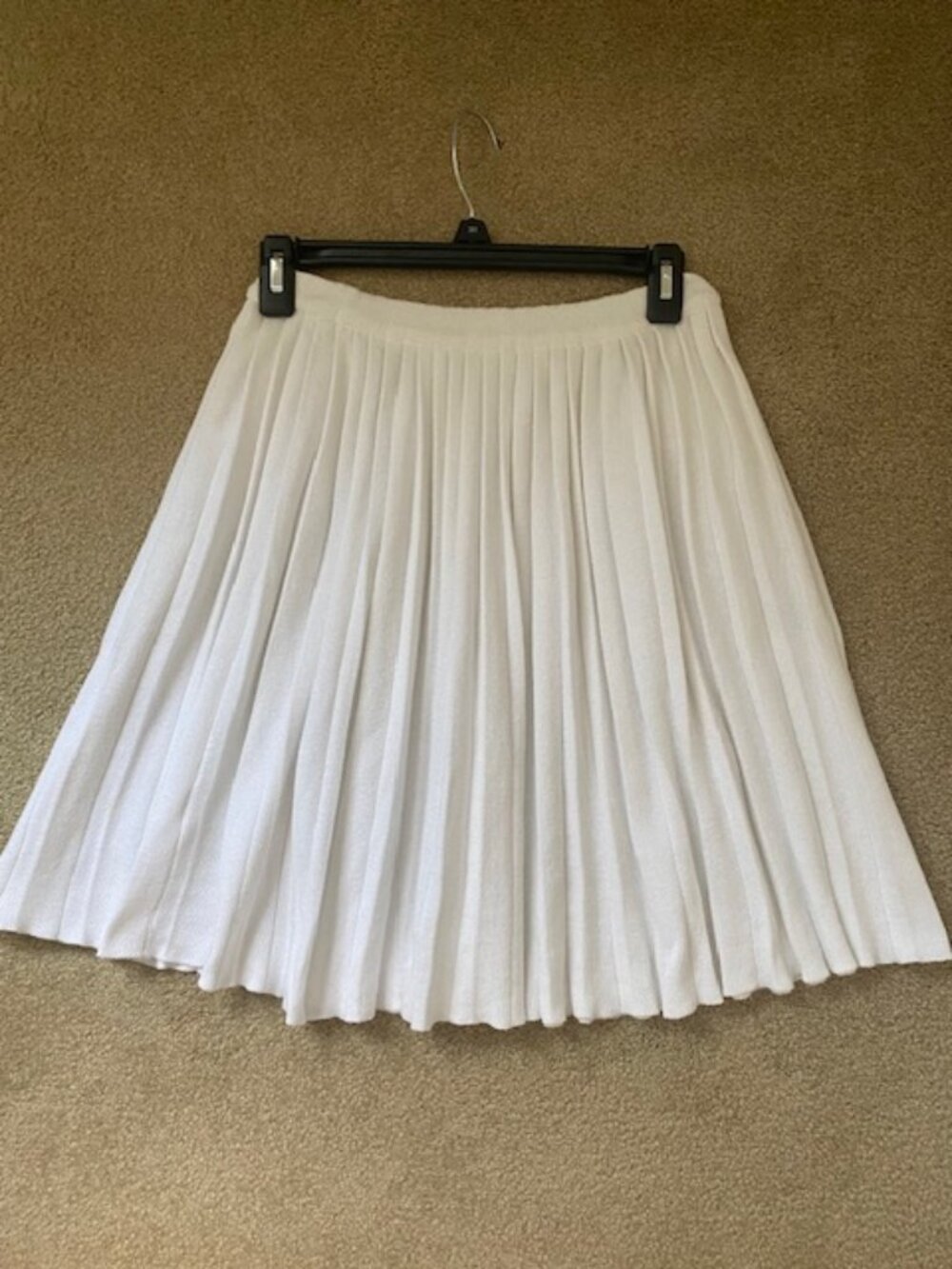 Pleated White Skirt S